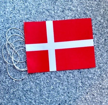 Dansk bordflag stut